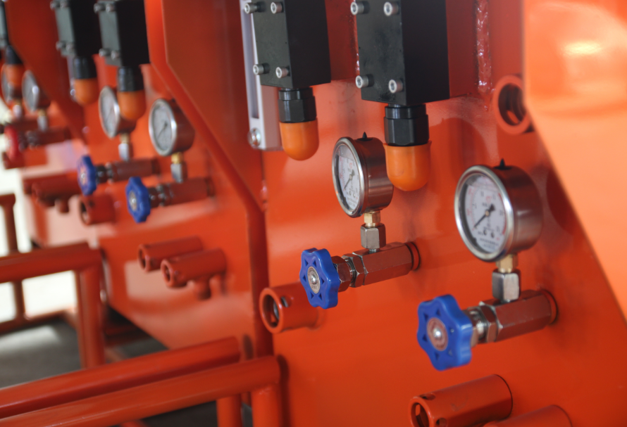 去產(chǎn)能時代，啟睿探水鉆機生產(chǎn)車間依舊忙碌